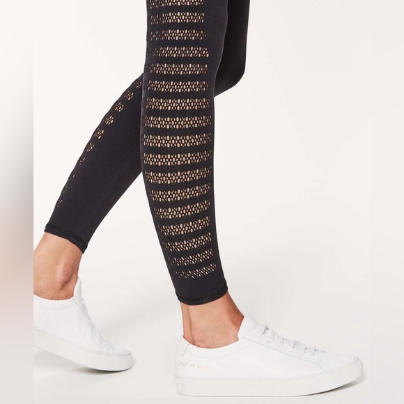 Lululemon - Reveal 7/8 Tight (Stripes 25") - 6 - Picture 9 of 10